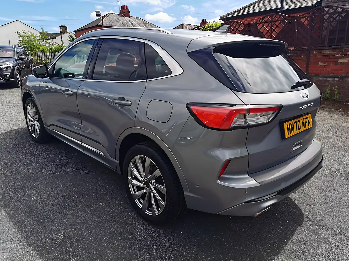 Used 2021 Ford Kuga Vignale Solar Silver - Interior and Exterior details 4