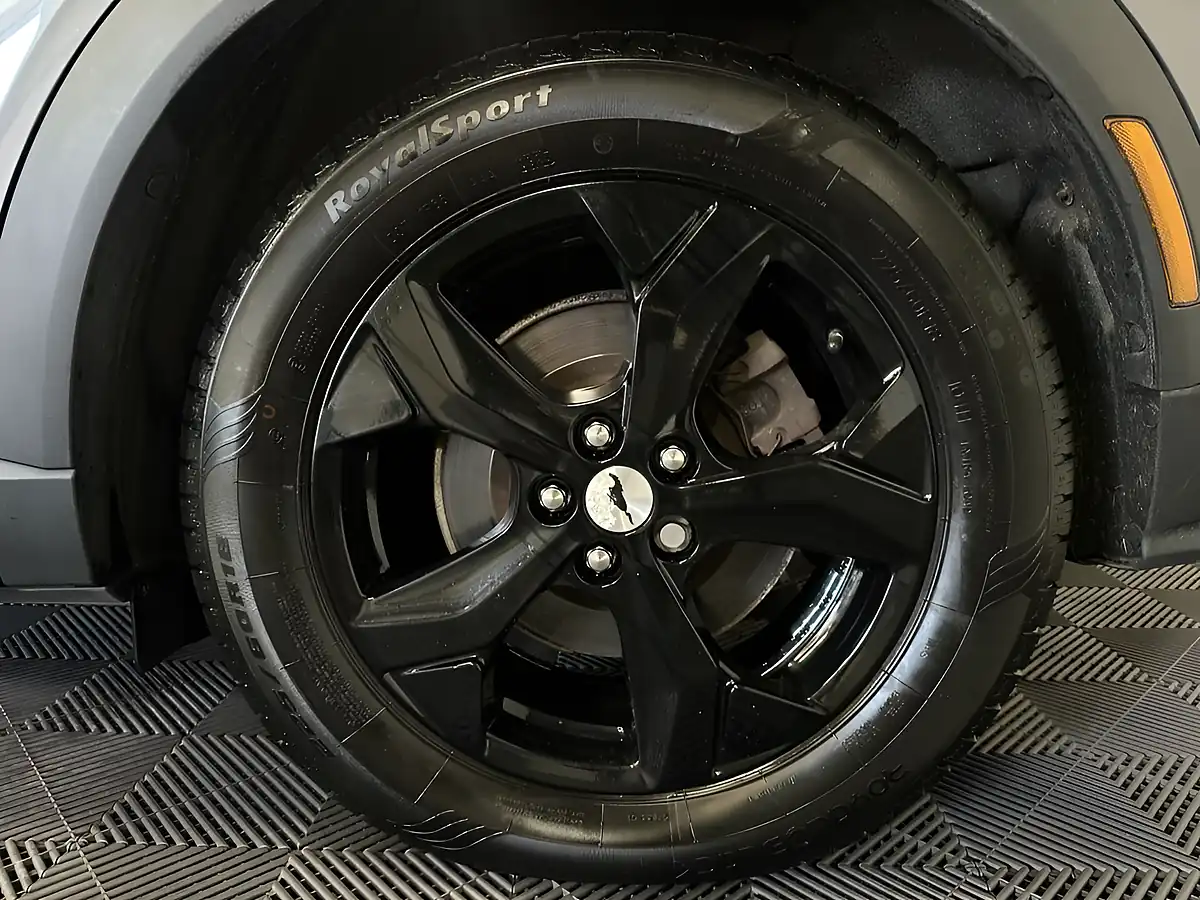 Used 2021 Ford Mustang Mach-E Extended Range Grey - Interior and Exterior details 18