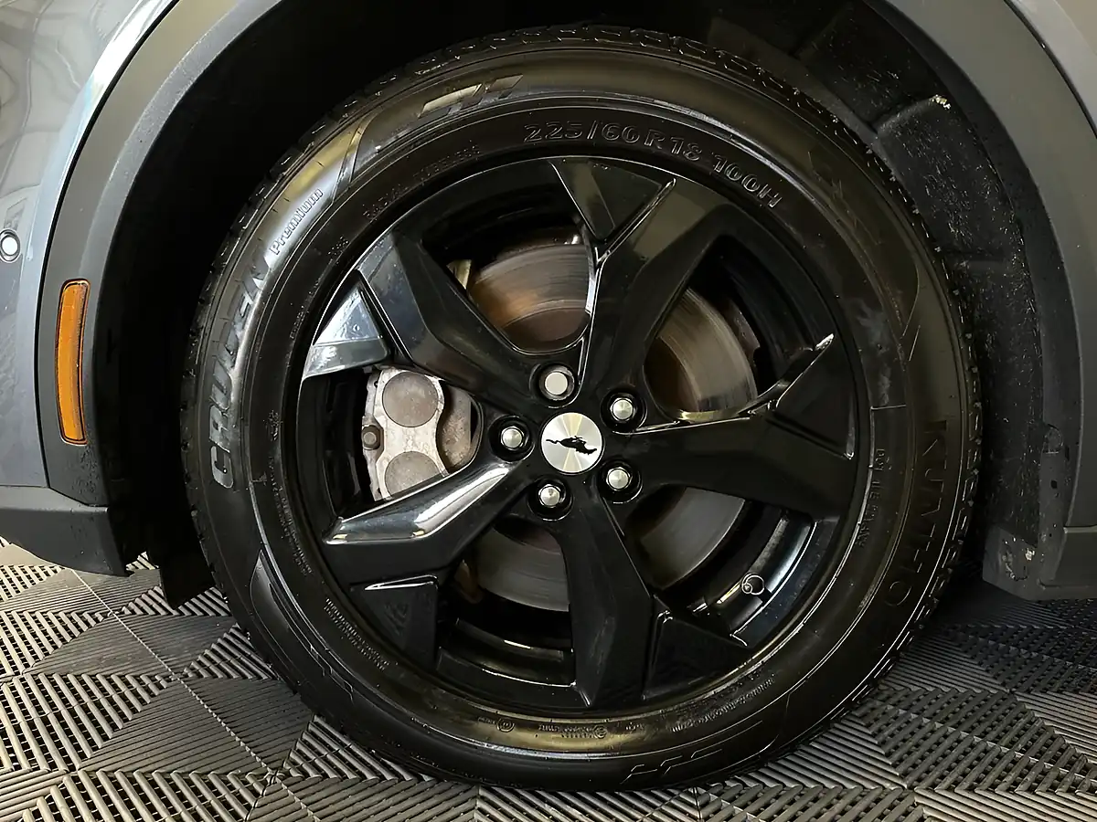 Used 2021 Ford Mustang Mach-E Extended Range Grey - Interior and Exterior details 9