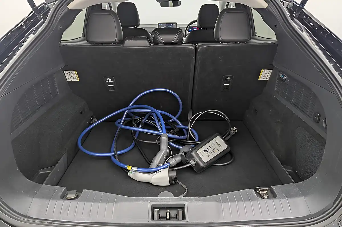 Used 2021 Ford Mustang Mach-E Standard Range Black - Interior and Exterior details 16