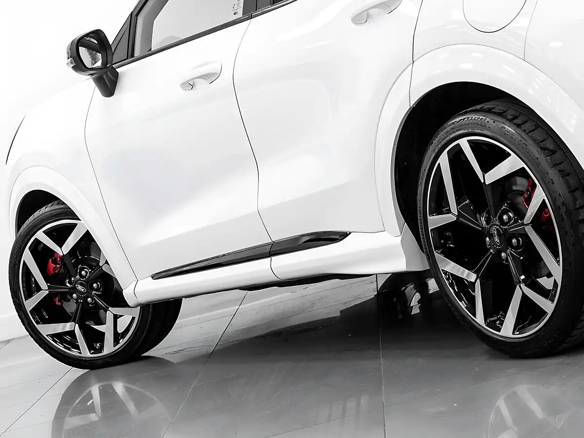 Used 2021 Ford Puma ST Frozen White - Interior and Exterior details 10