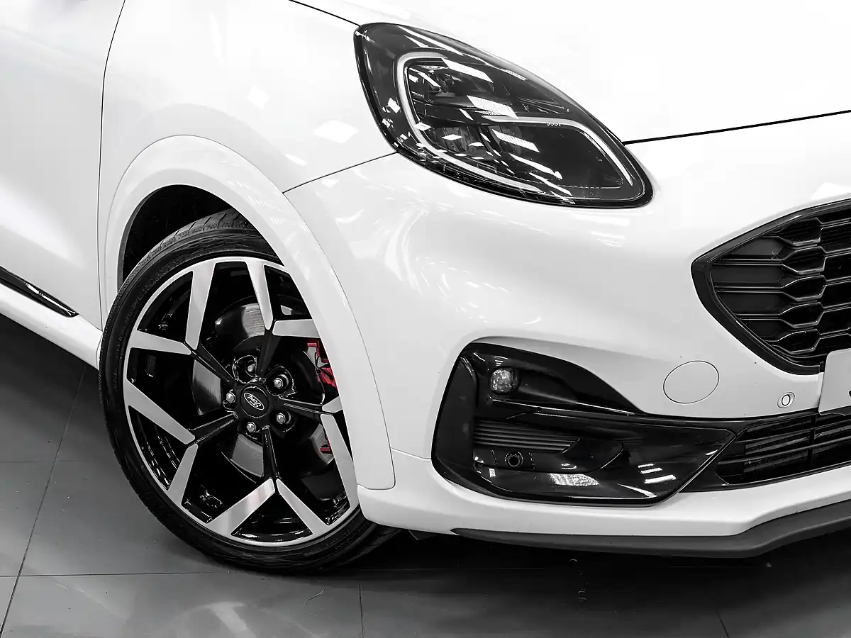 Used 2021 Ford Puma ST Frozen White - Interior and Exterior details 9