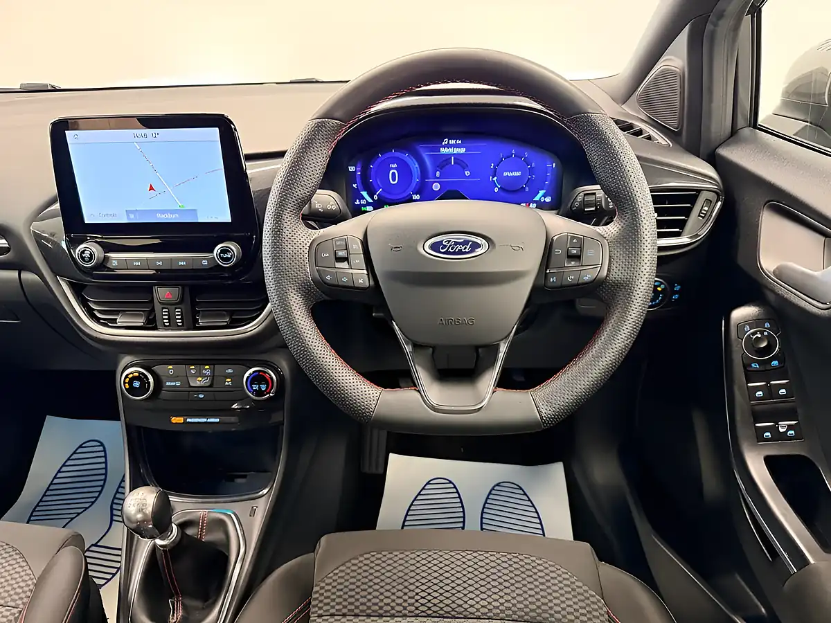 Used 2021 Ford Puma ST-Line Magnetic Grey - Interior and Exterior details 10