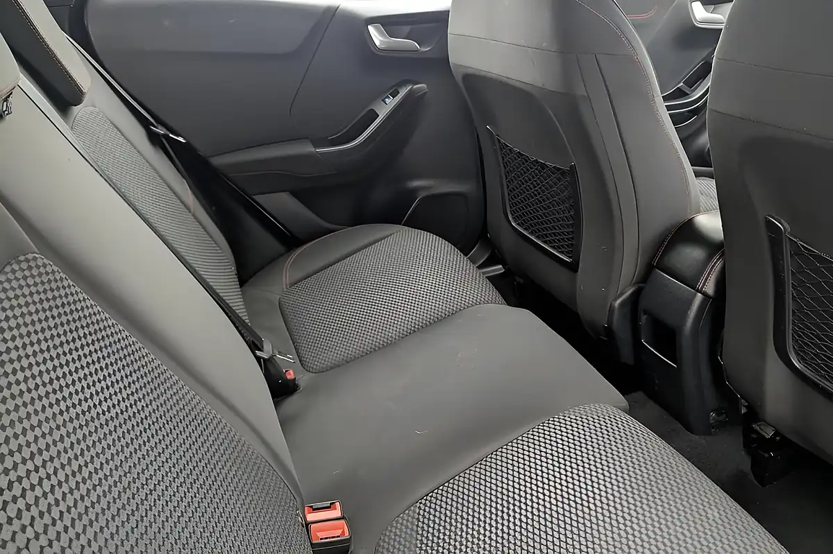 Used 2021 Ford Puma ST-Line Solar Silver - Interior and Exterior details 17