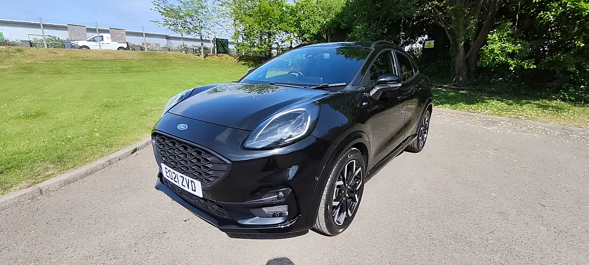Used 2021 Ford Puma ST-Line X Black - Front View