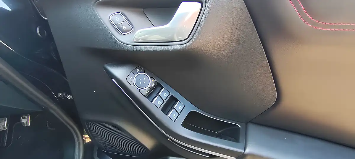 Used 2021 Ford Puma ST-Line X Black - Interior and Exterior details 10