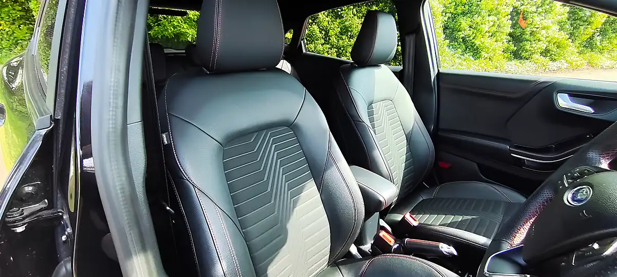 Used 2021 Ford Puma ST-Line X Black - Interior and Exterior details 11