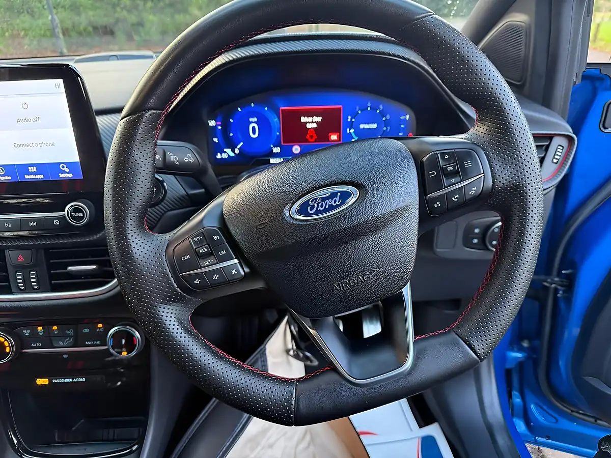 Used 2021 Ford Puma ST-Line X Blue - Interior and Exterior details 15