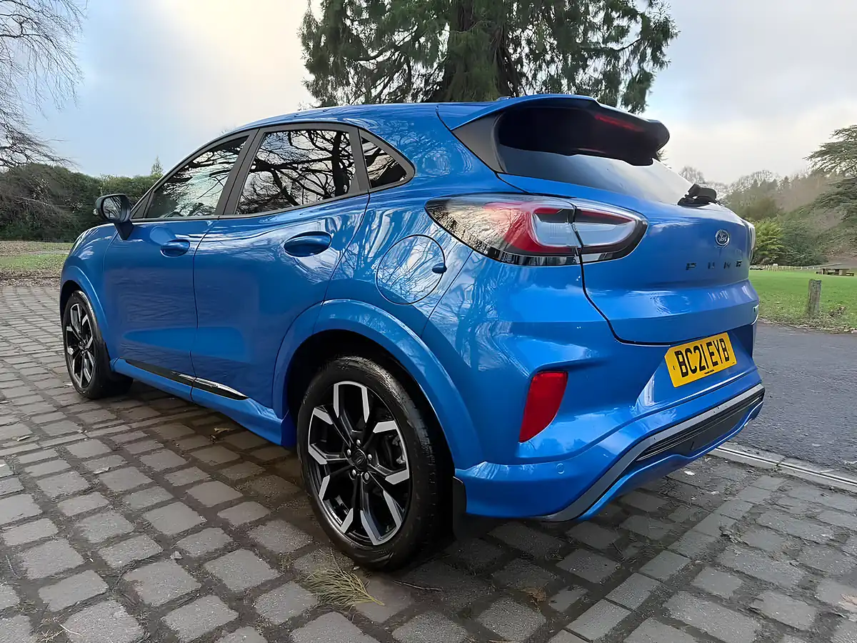Used 2021 Ford Puma ST-Line X Blue - Interior and Exterior details 8