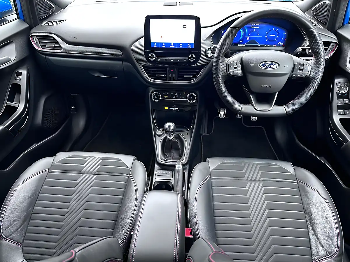 Used 2021 Ford Puma ST-Line X Desert Island Blue - Interior and Exterior details 9