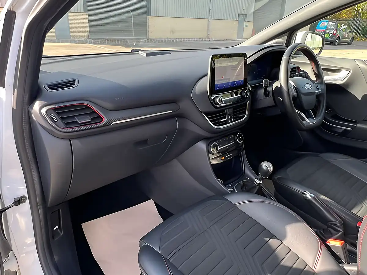 Used 2021 Ford Puma ST-Line X Frozen White - Interior and Exterior details 10
