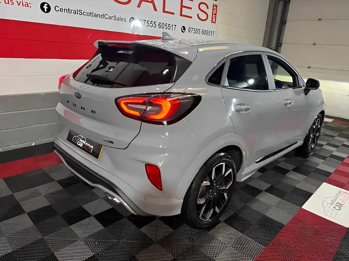 Used 2021 Ford Puma ST-Line X Grey - Interior and Exterior details 10