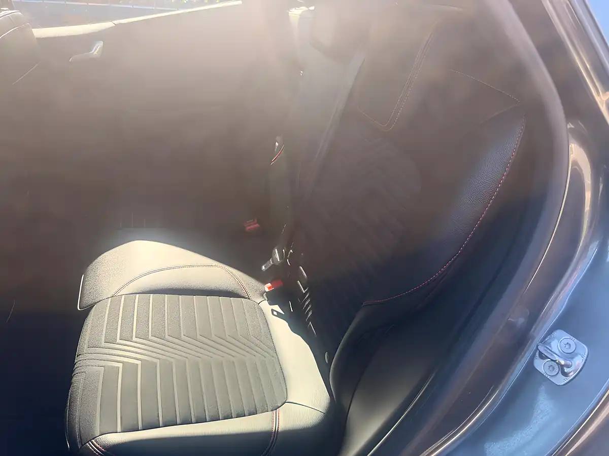Used 2021 Ford Puma ST-Line X Grey - Interior and Exterior details 12