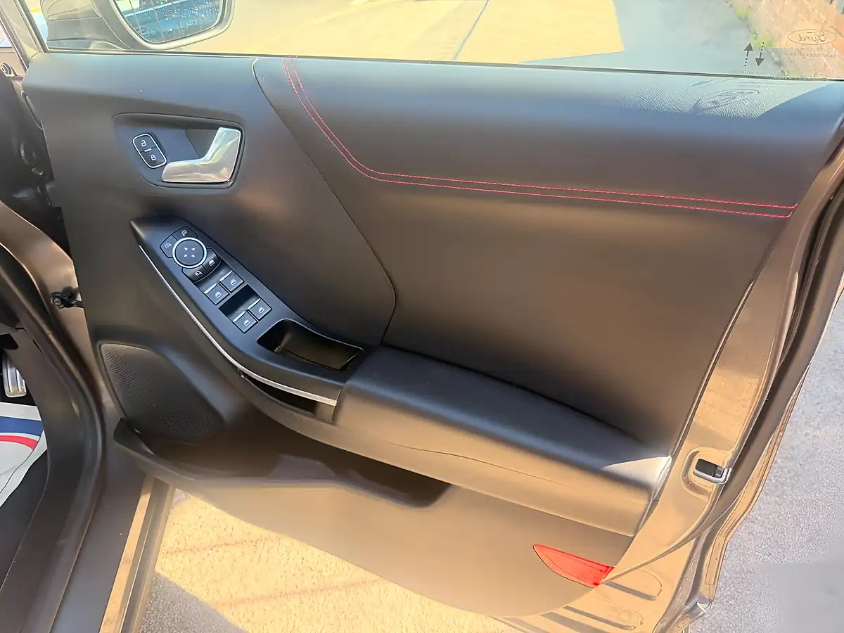 Used 2021 Ford Puma ST-Line X Grey - Interior and Exterior details 15