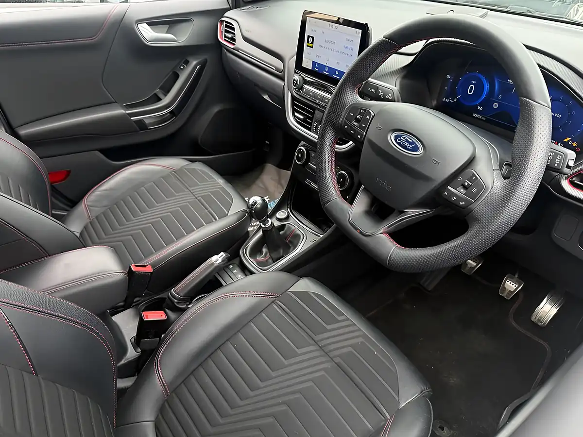 Used 2021 Ford Puma ST-Line X White - Interior and Exterior details 11