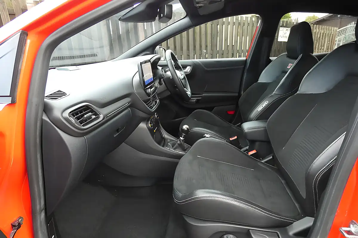 Used 2021 Ford Puma ST Race Red (premium Paint) - Interior and Exterior details 10