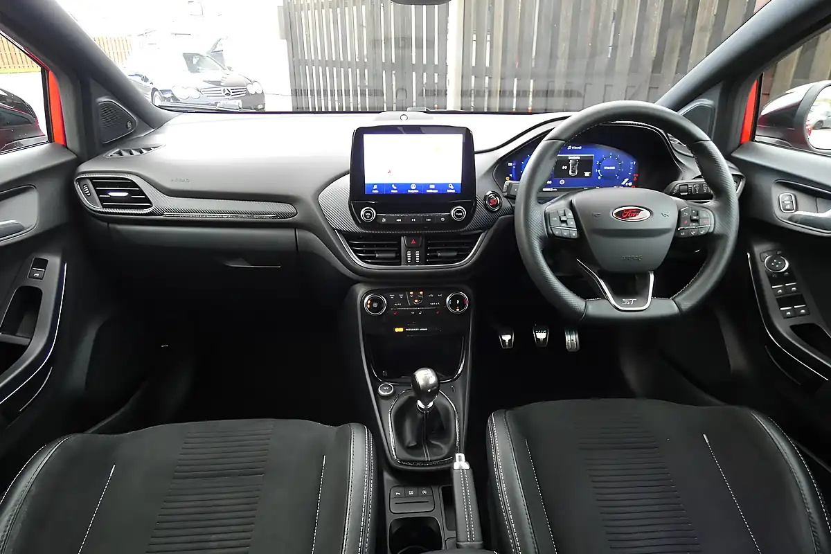 Used 2021 Ford Puma ST Race Red (premium Paint) - Interior and Exterior details 9