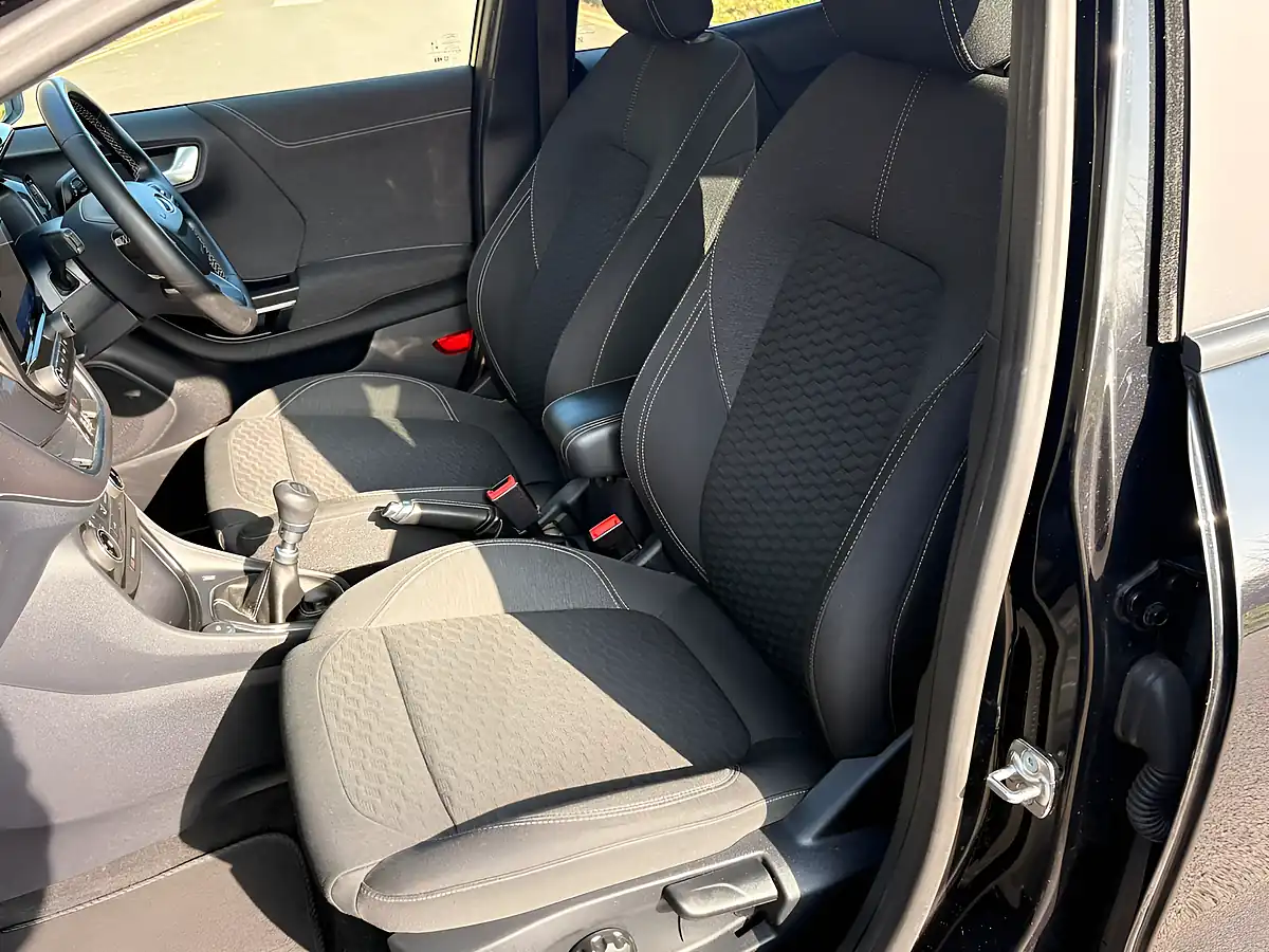 Used 2021 Ford Puma Titanium Agate Black - Interior and Exterior details 17