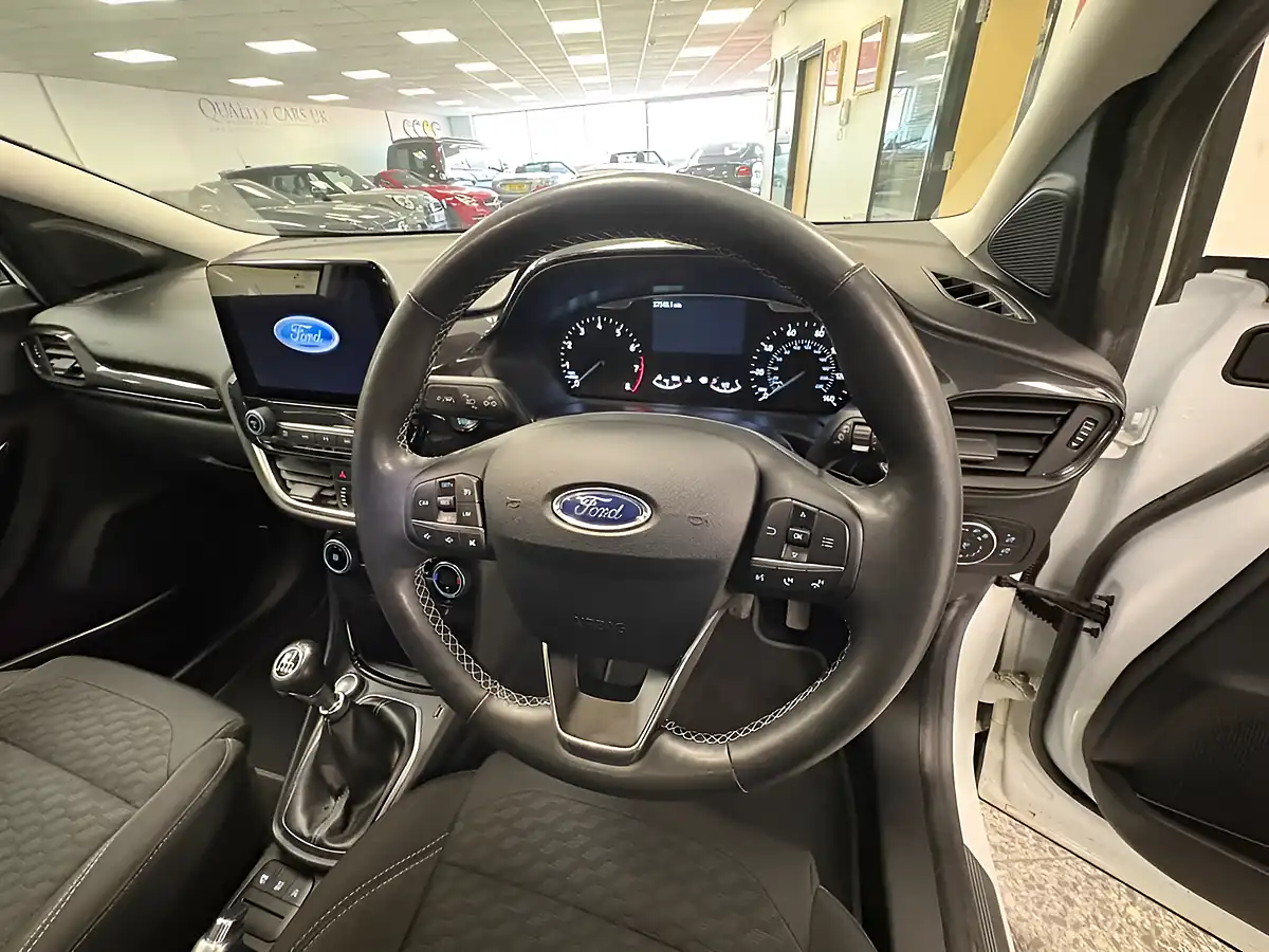 Used 2021 Ford Puma Titanium White - Interior and Exterior details 16