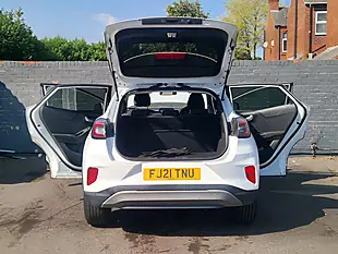 Used 2021 Ford Puma Titanium White - Interior and Exterior details 12