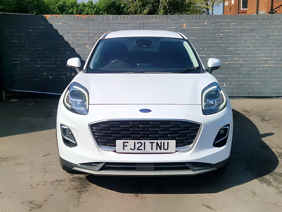Used 2021 Ford Puma Titanium White - Interior and Exterior details 4