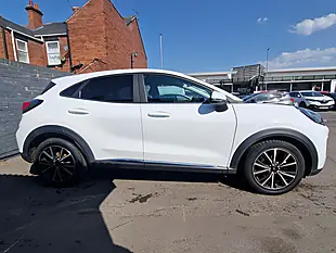 Used 2021 Ford Puma Titanium White - Interior and Exterior details 7