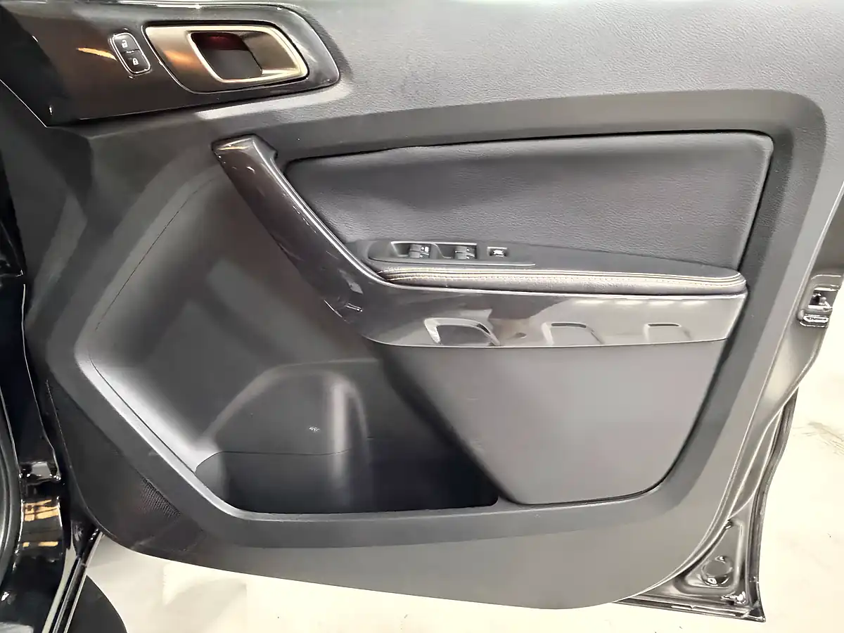 Used 2021 Ford Ranger Wildtrak Agate Black (premium Paint) - Interior and Exterior details 18