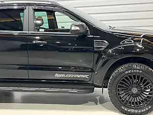 Used 2021 Ford Ranger Wildtrak Agate Black (premium Paint) - Interior and Exterior details 8