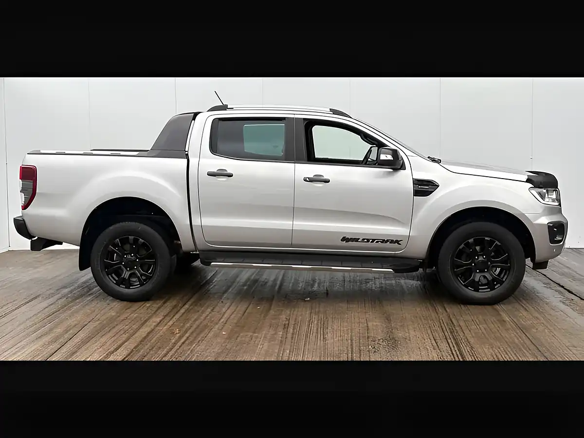 Used 2021 Ford Ranger Wildtrak Moondust Silver - Interior and Exterior details 11