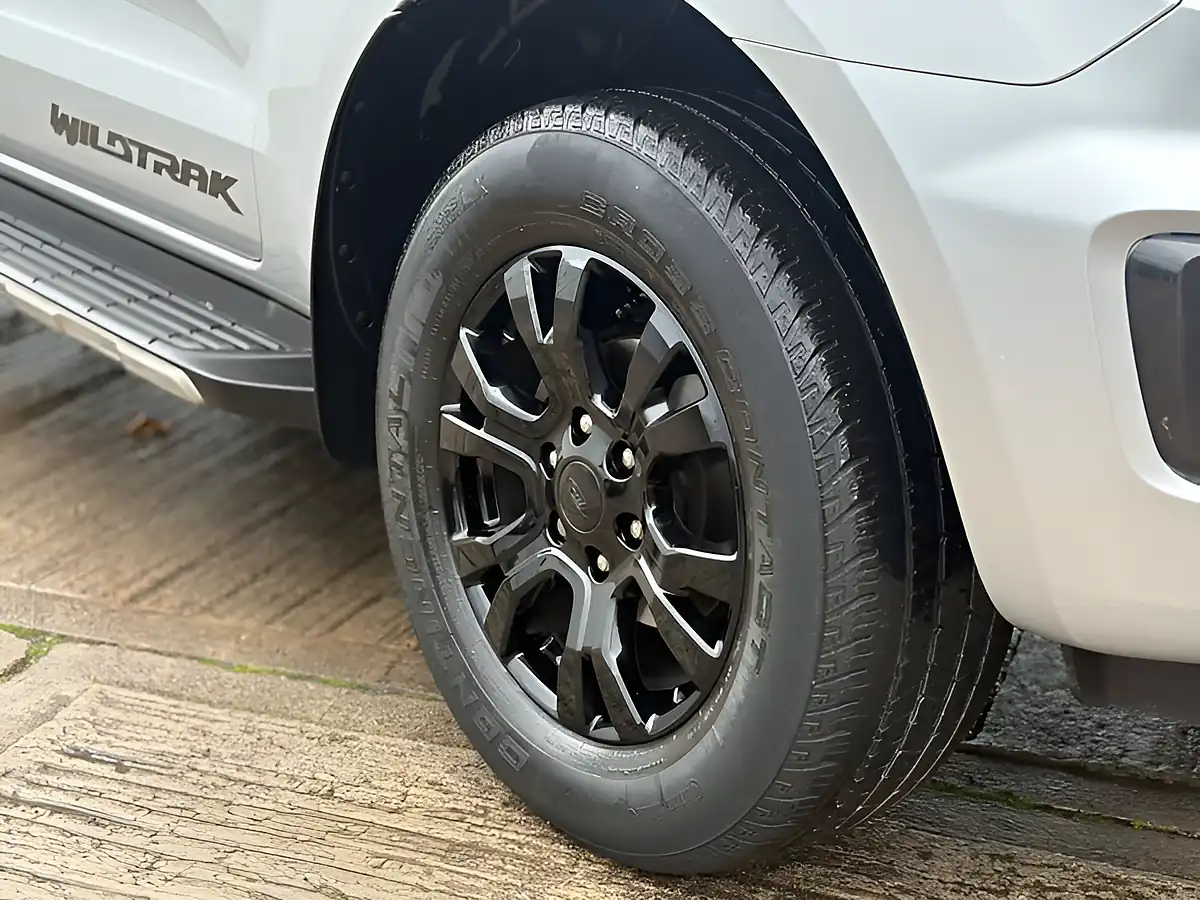 Used 2021 Ford Ranger Wildtrak Moondust Silver - Interior and Exterior details 4