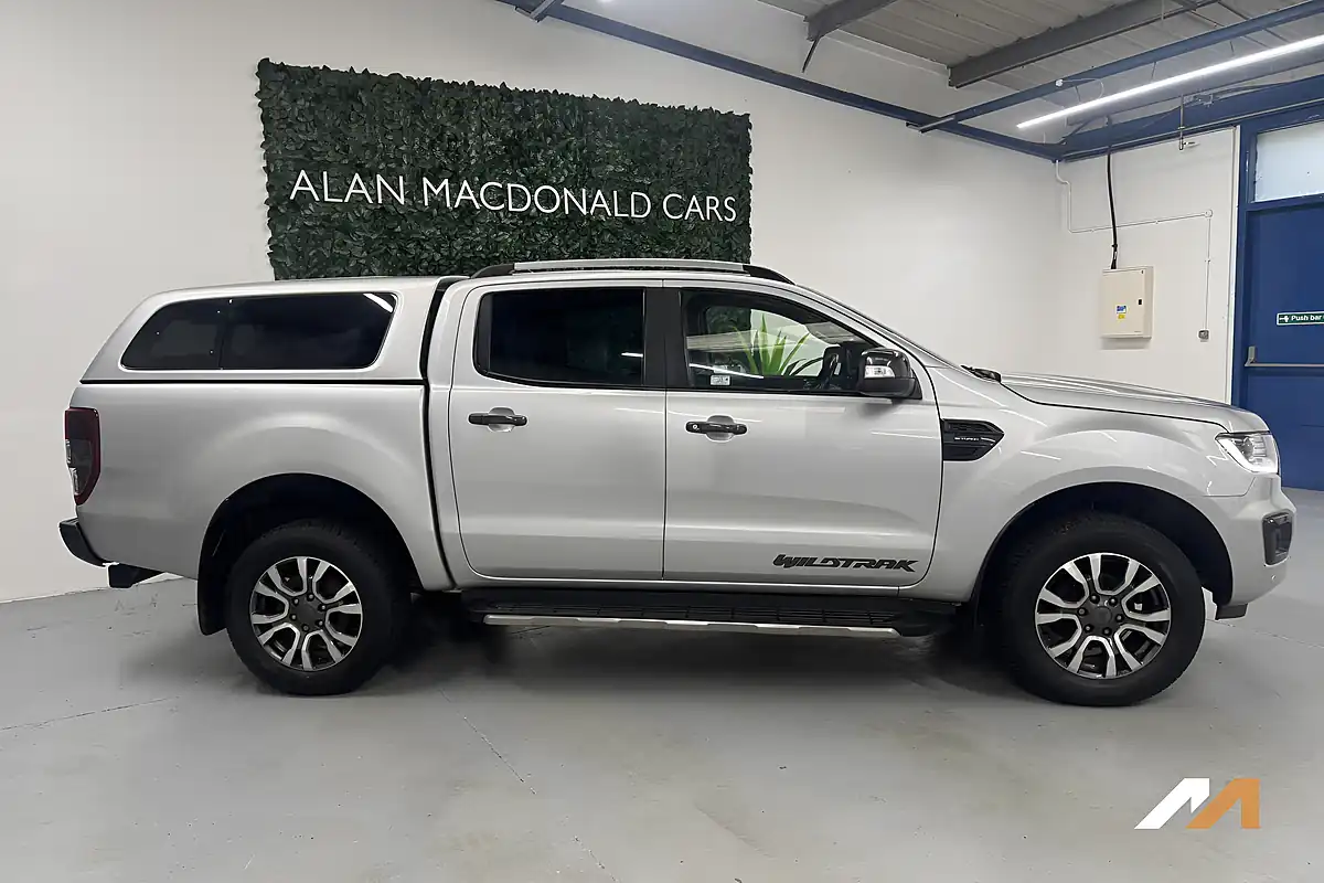 Used 2021 Ford Ranger Wildtrak Moondust Silver - Interior and Exterior details 11