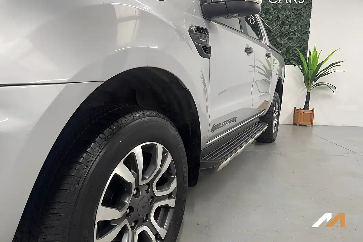 Used 2021 Ford Ranger Wildtrak Moondust Silver - Interior and Exterior details 4