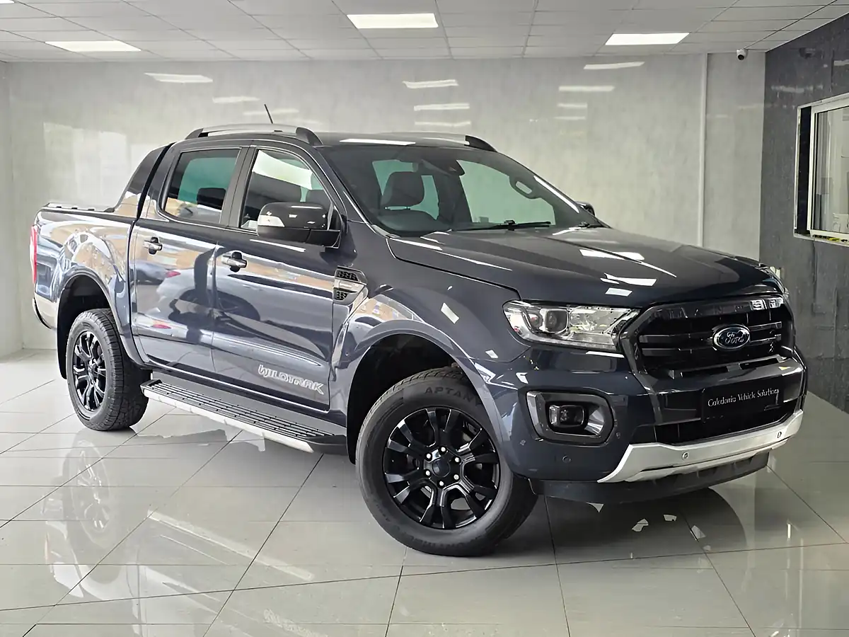 Used 2021 Ford Ranger Wildtrak Sea Grey - Front View
