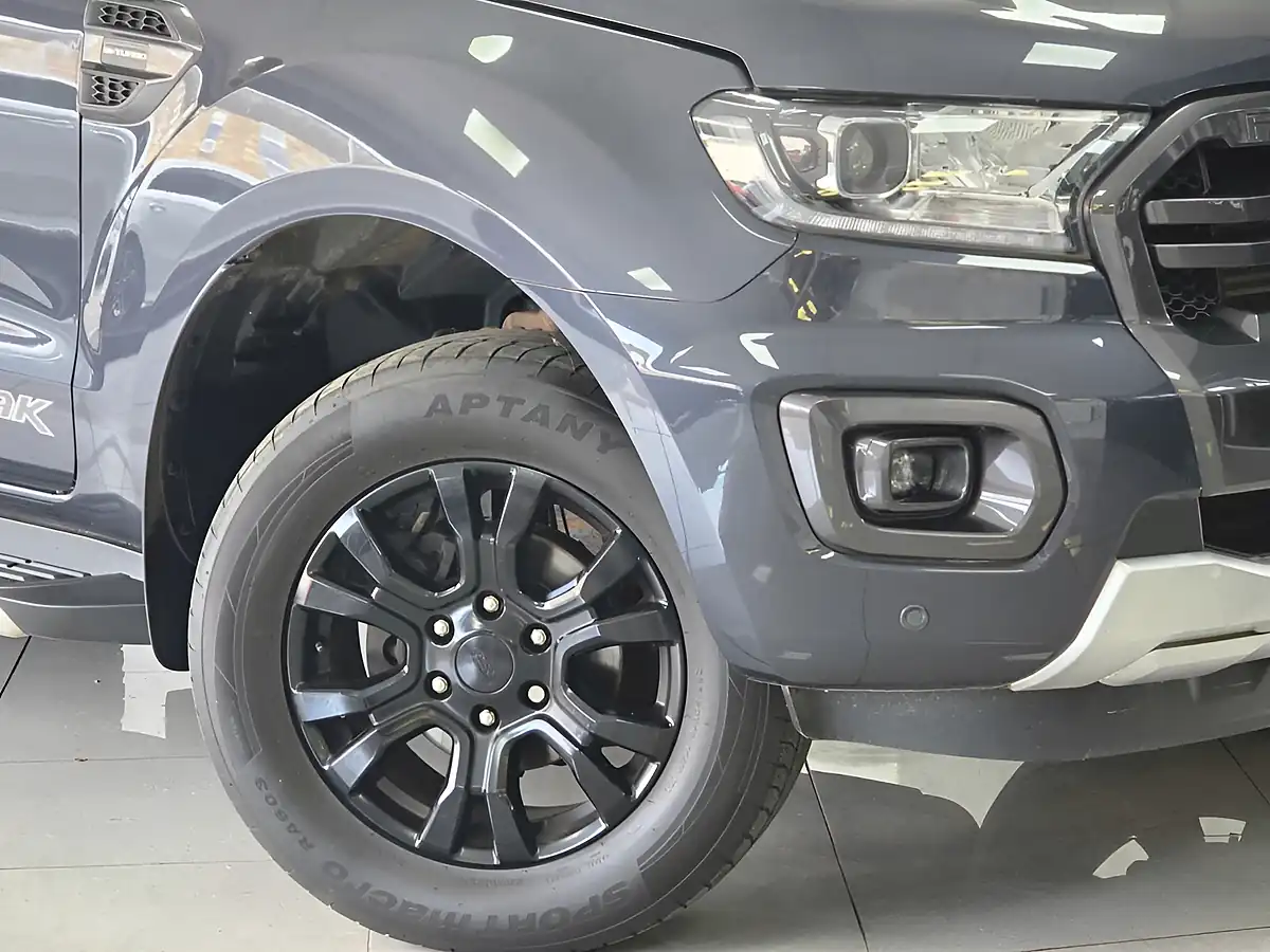 Used 2021 Ford Ranger Wildtrak Sea Grey - Interior and Exterior details 11
