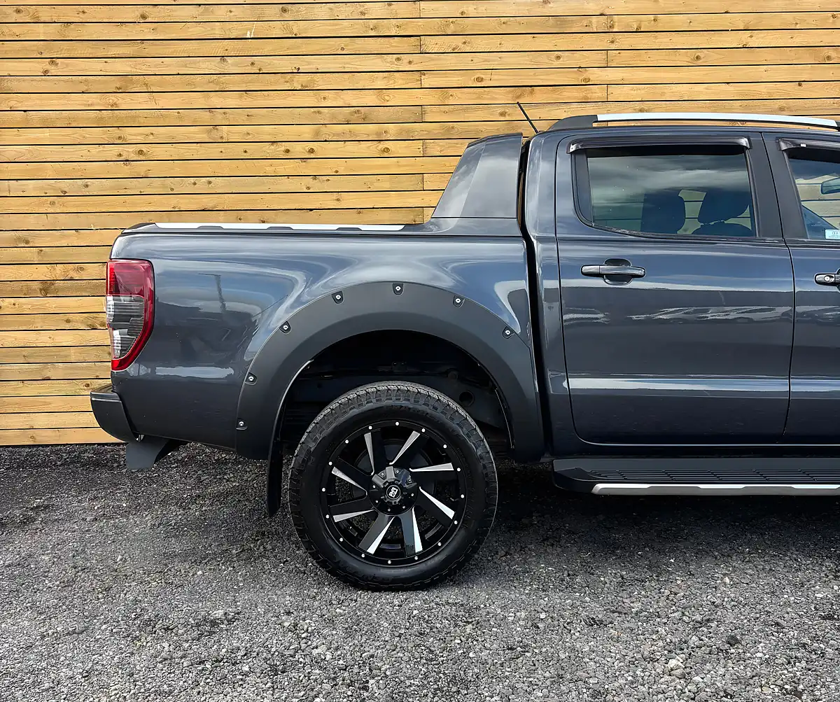 Used 2021 Ford Ranger Wildtrak Sea Grey - Interior and Exterior details 4