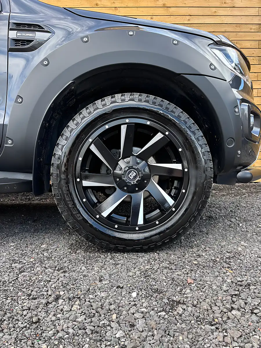 Used 2021 Ford Ranger Wildtrak Sea Grey - Interior and Exterior details 5