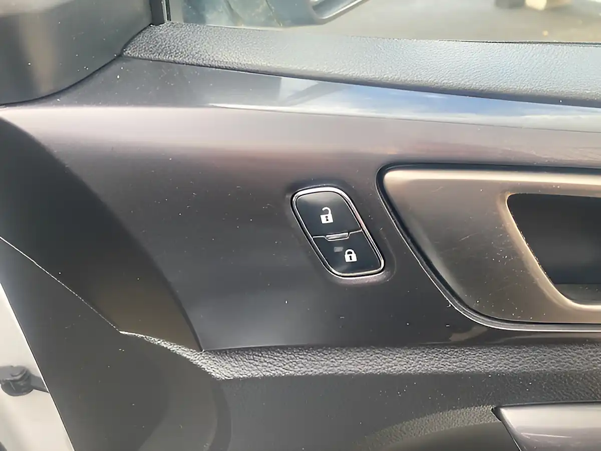 Used 2021 Ford Ranger Wildtrak White - Interior and Exterior details 7