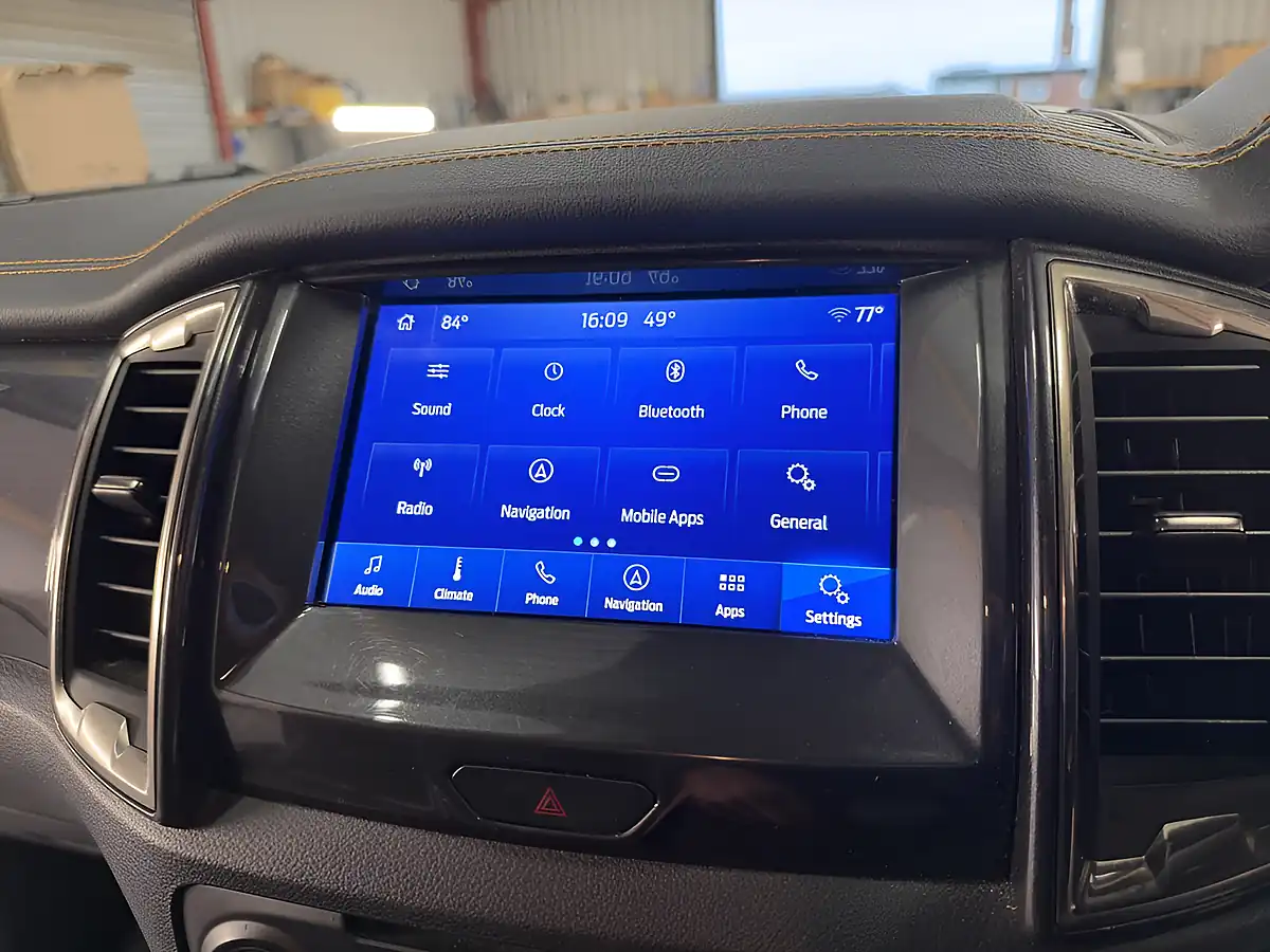 Used 2021 Ford Ranger Wildtrak White - Interior and Exterior details 13