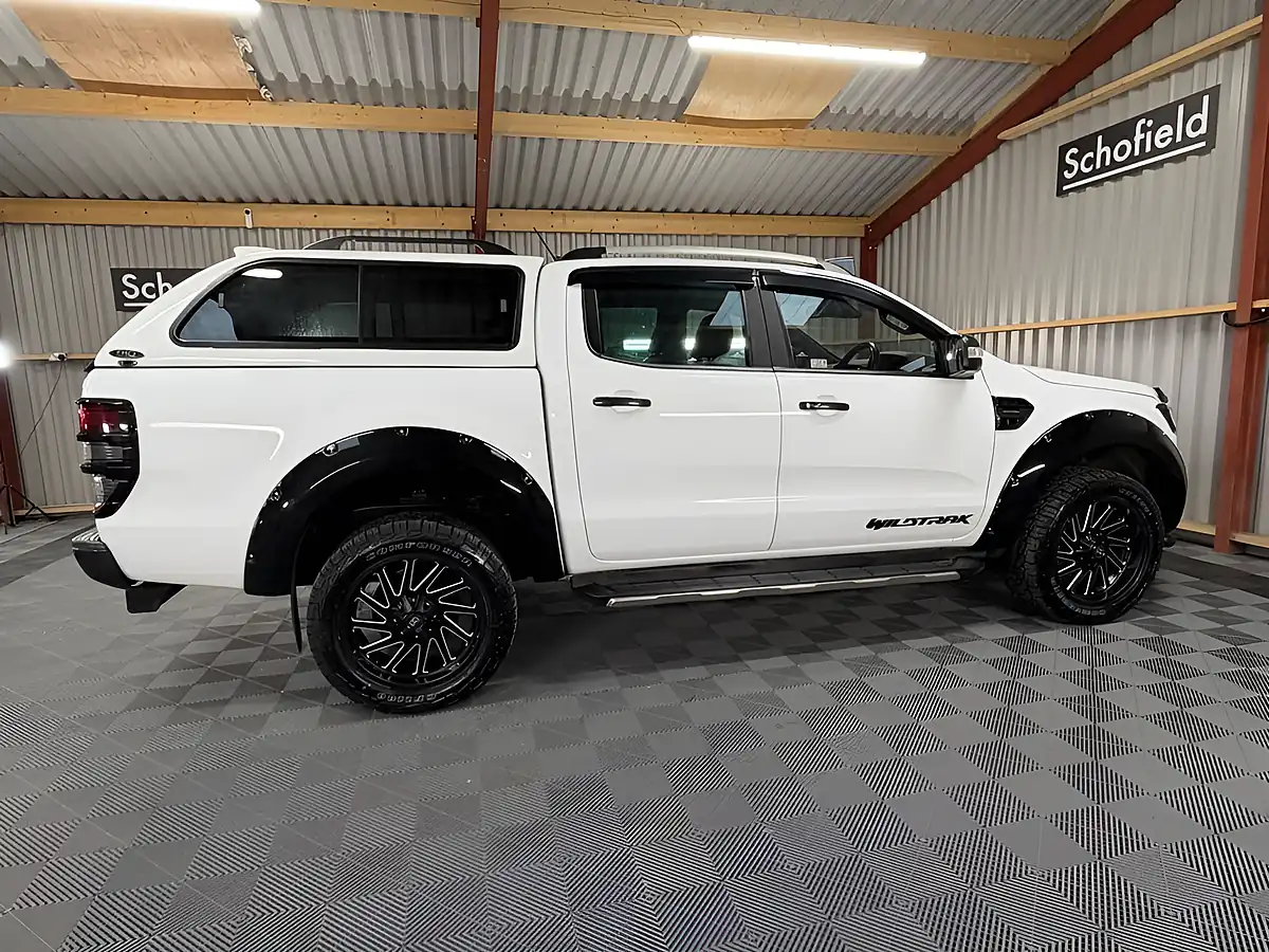 Used 2021 Ford Ranger Wildtrak White - Interior and Exterior details 17