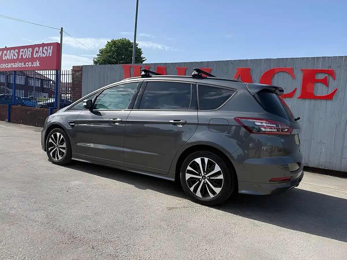 Used 2021 Ford S-Max ST-Line Grey - Interior and Exterior details 15