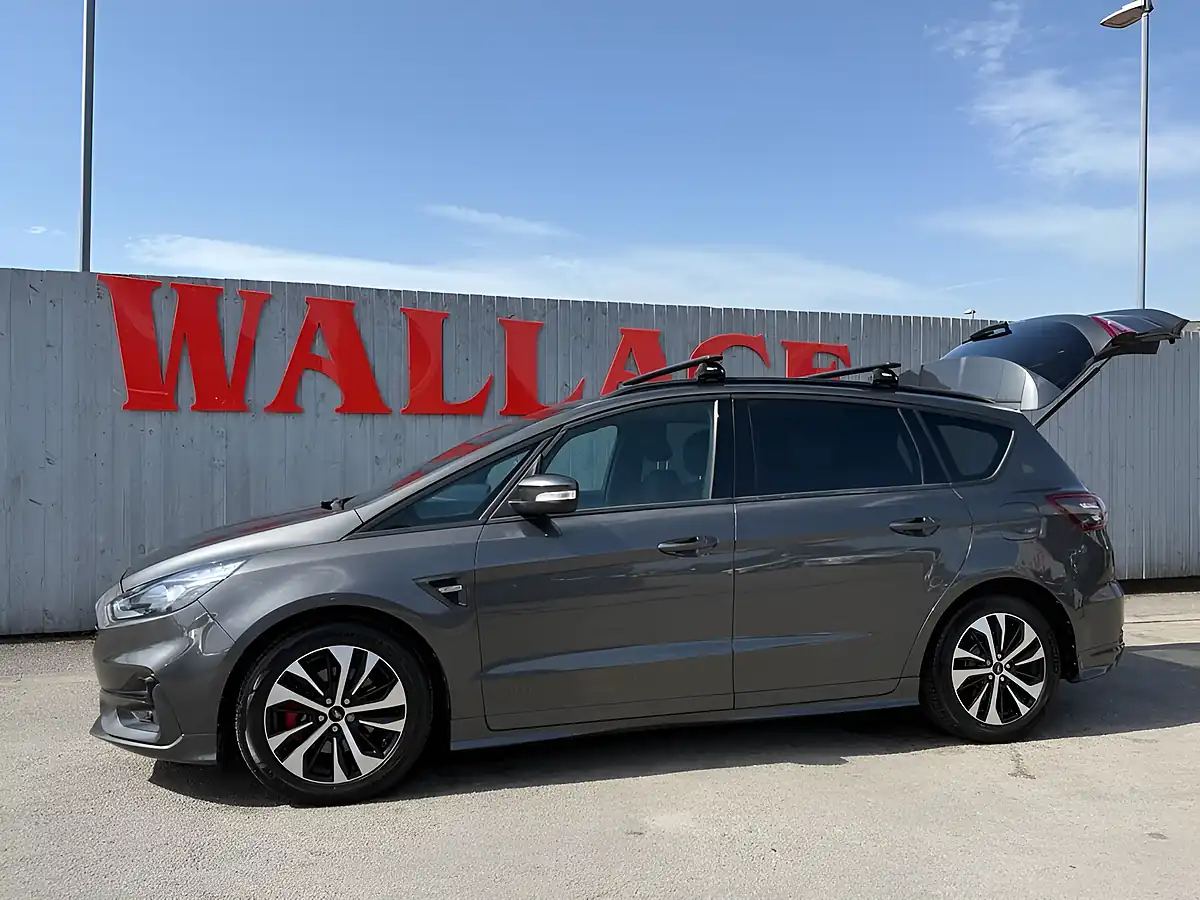 Used 2021 Ford S-Max ST-Line Grey - Interior and Exterior details 4