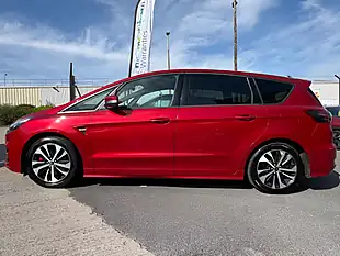 Used 2021 Ford S-Max ST-Line Red - Interior and Exterior details 10