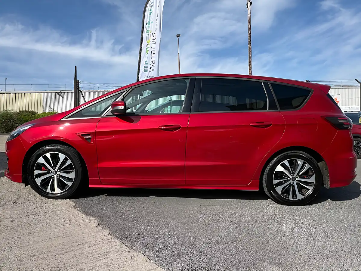 Used 2021 Ford S-Max ST-Line Red - Interior and Exterior details 10