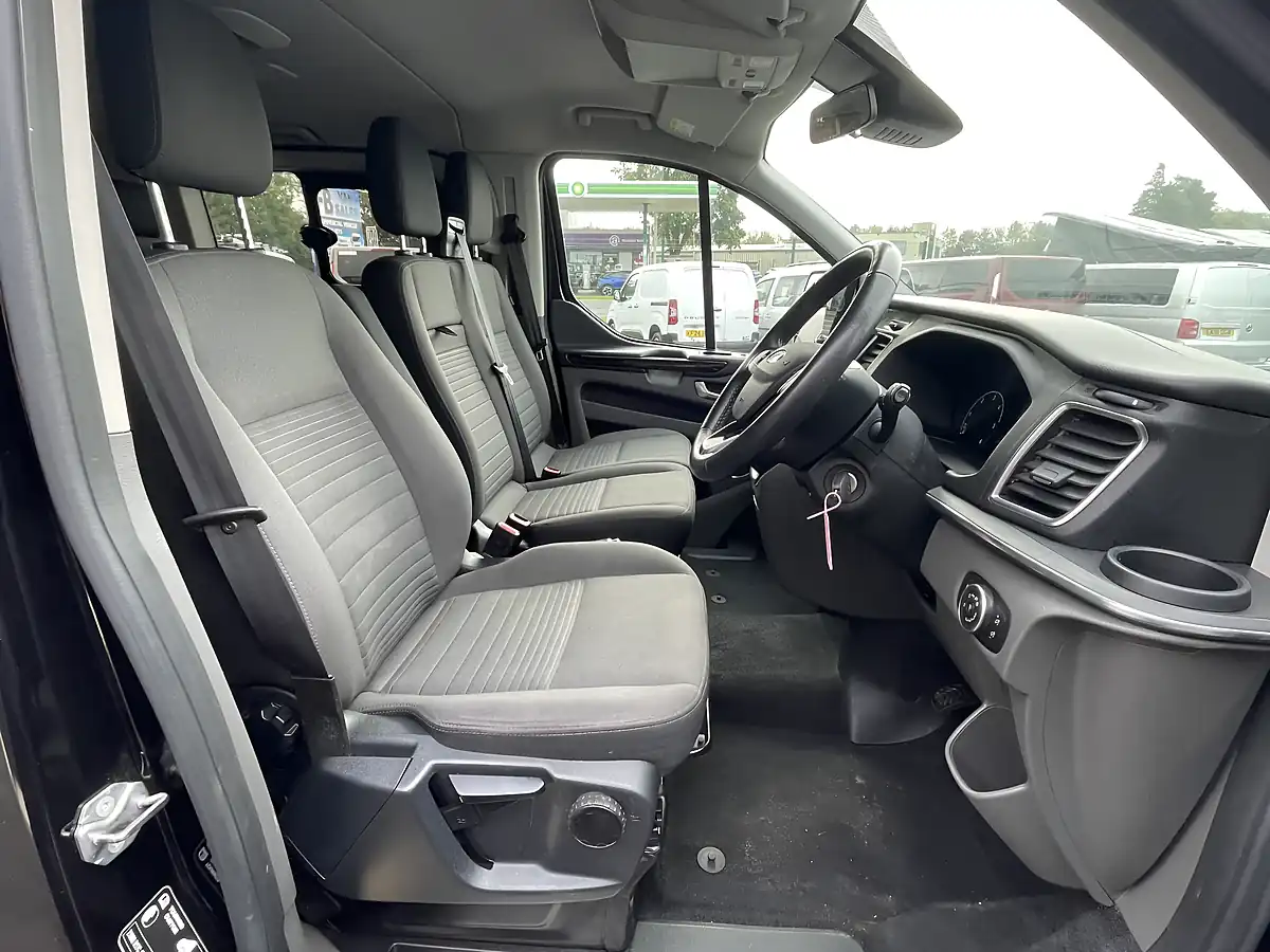 Used 2021 Ford Tourneo Custom Independence RS 5 Crew Van Black - Interior and Exterior details 11