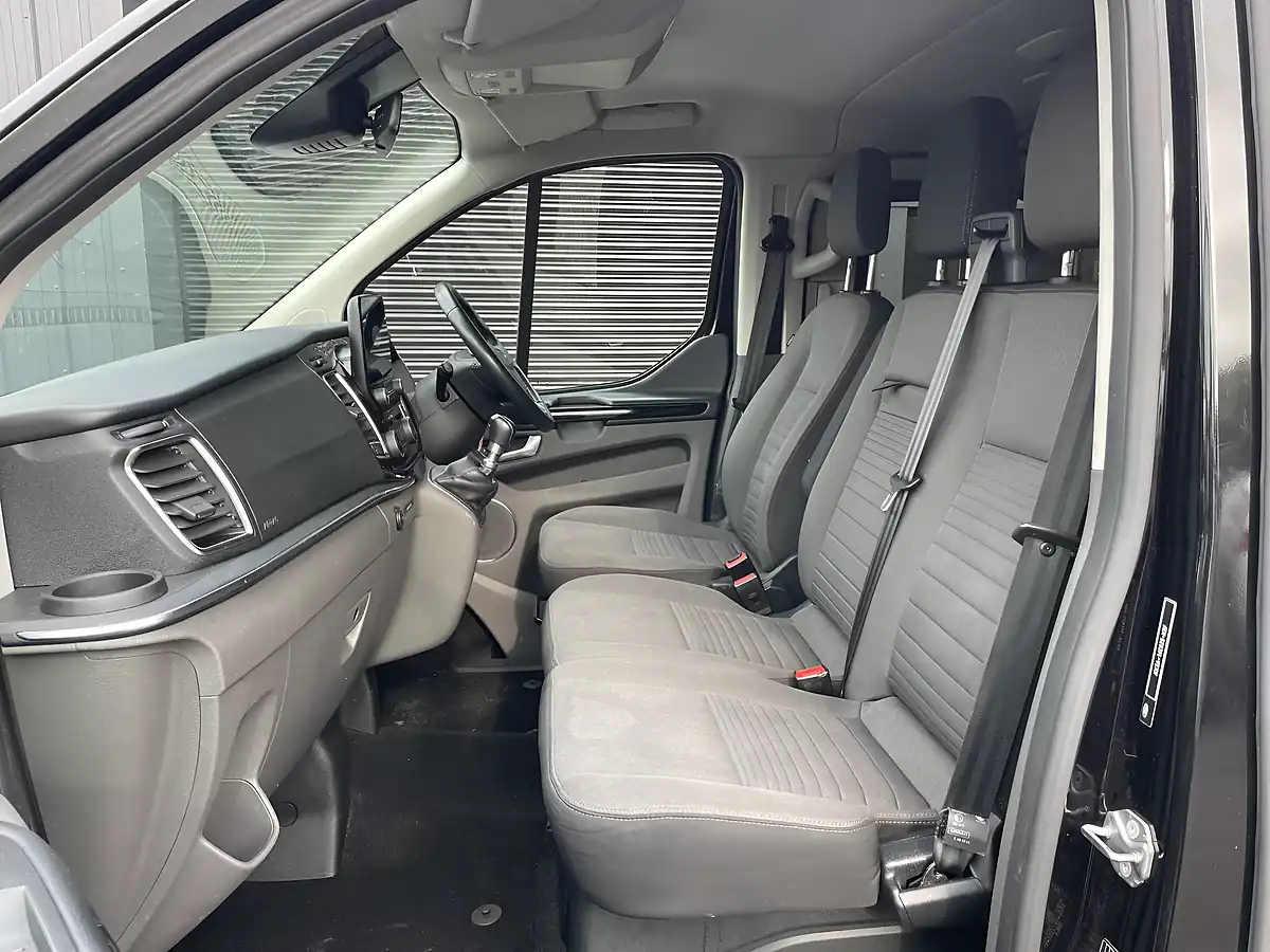 Used 2021 Ford Tourneo Custom Independence RS 5 Crew Van Black - Interior and Exterior details 12