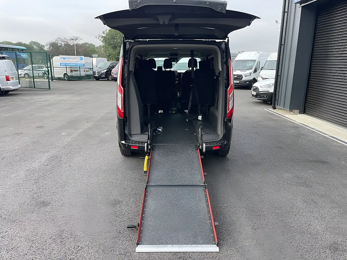 Used 2021 Ford Tourneo Custom Independence RS 5 Crew Van Black - Interior and Exterior details 16