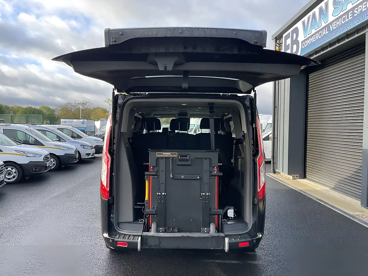 Used 2021 Ford Tourneo Custom Titanium Black - Interior and Exterior details 12