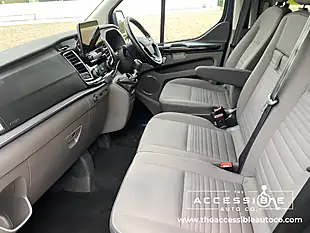 Used 2021 Ford Tourneo Custom Titanium Blue - Interior and Exterior details 13