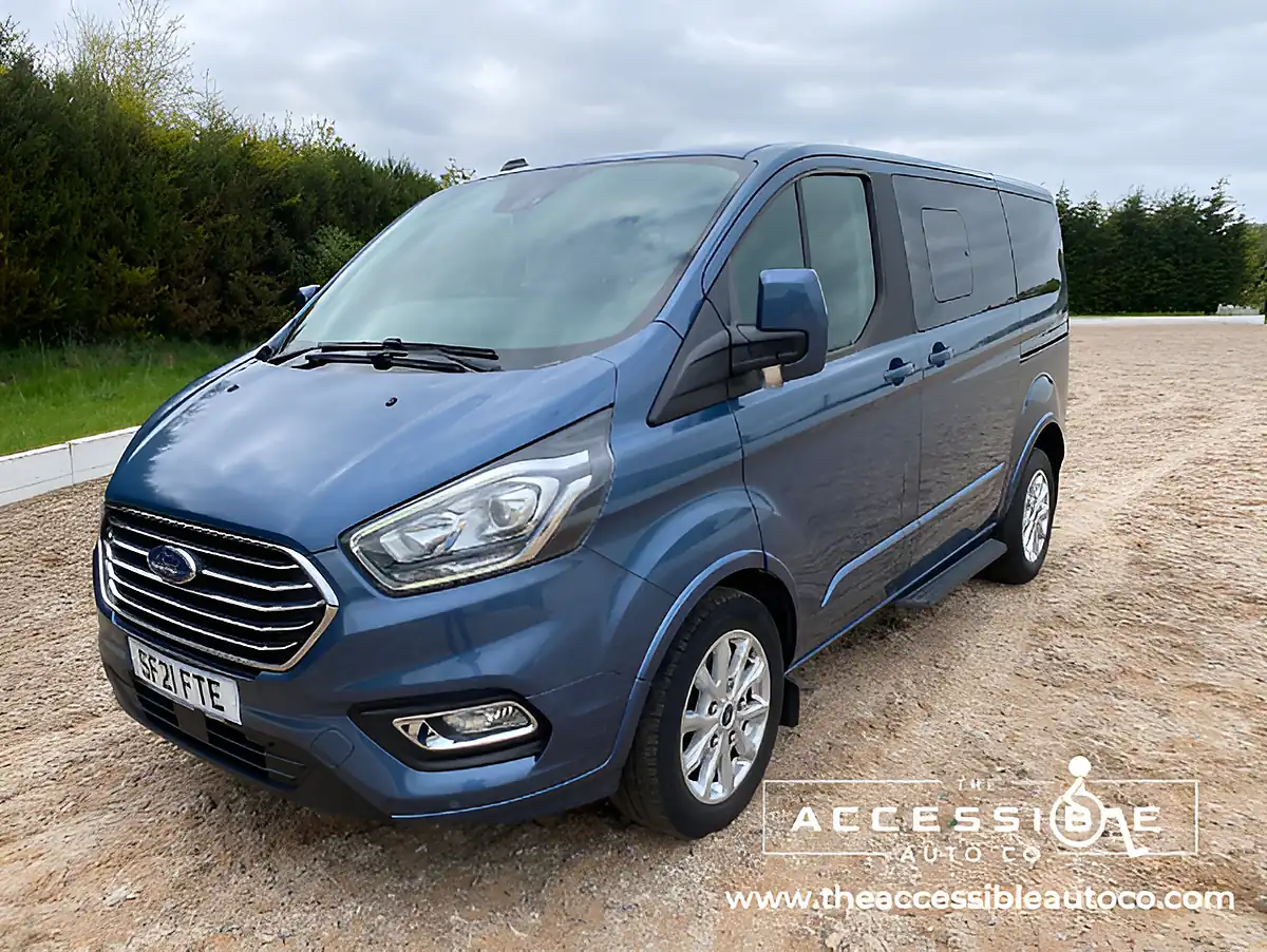 Used 2021 Ford Tourneo Custom Titanium Blue - Interior and Exterior details 2