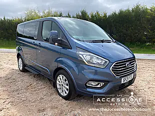 Used 2021 Ford Tourneo Custom Titanium Blue - Interior and Exterior details 3
